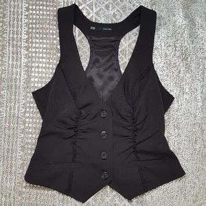 Maurices black vest A20